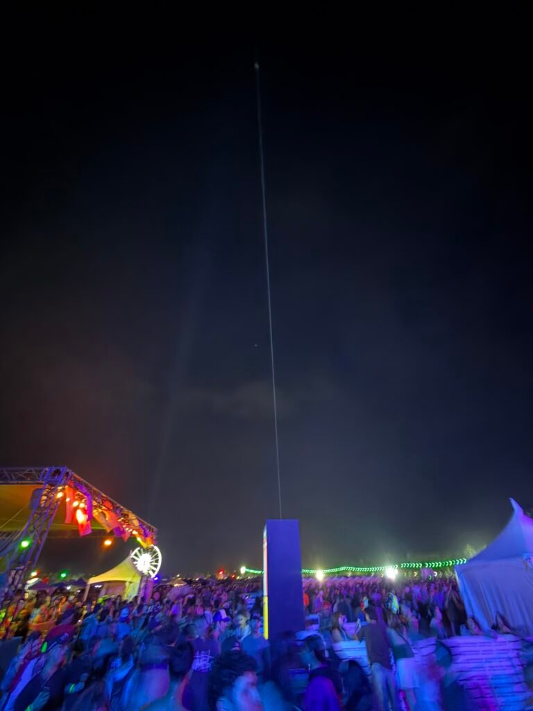 AUK Coachella lasers